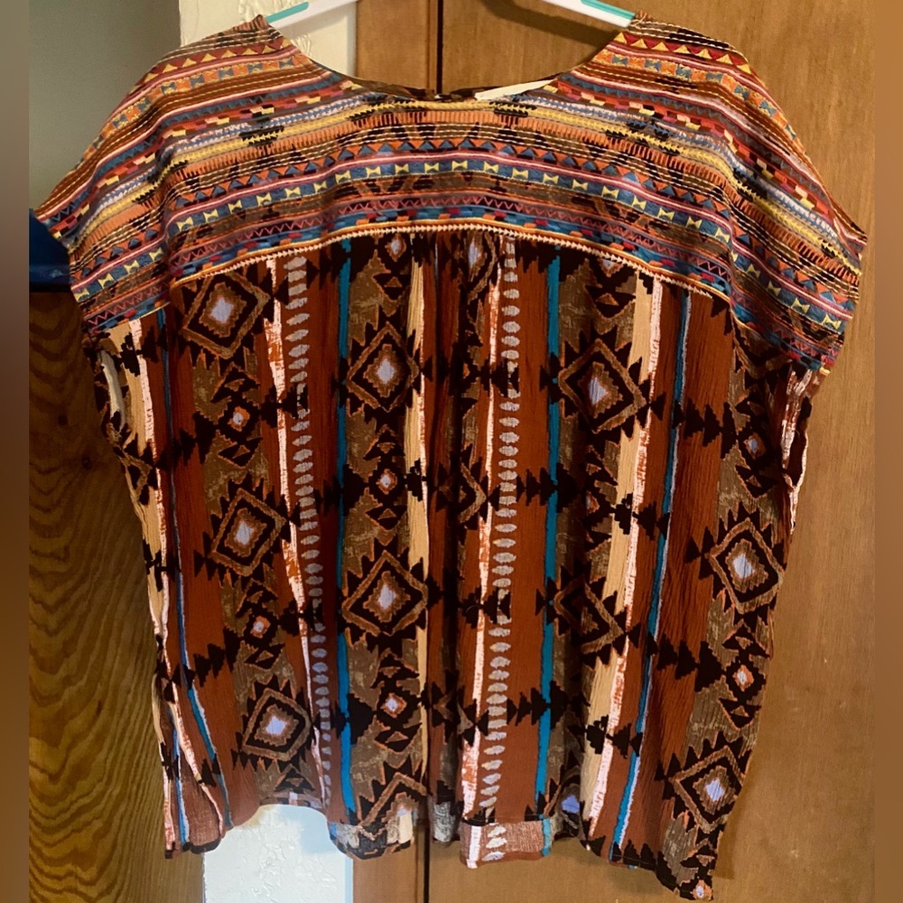 Savanna Jane 25”PTP Sz: S/M Brown Black BOHO Aztec Top 22”L